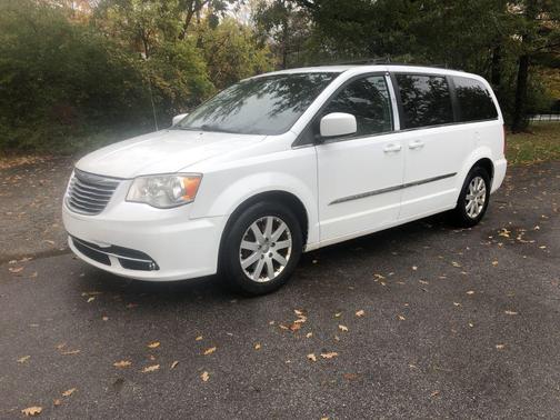 2014 Chrysler Town & Country Touring