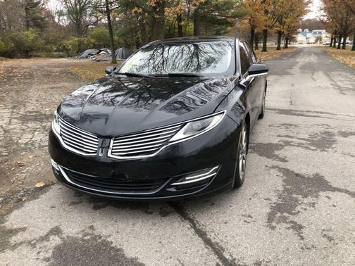2014 Lincoln MKZ Hybrid Base