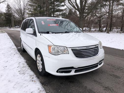2014 Chrysler Town & Country Touring