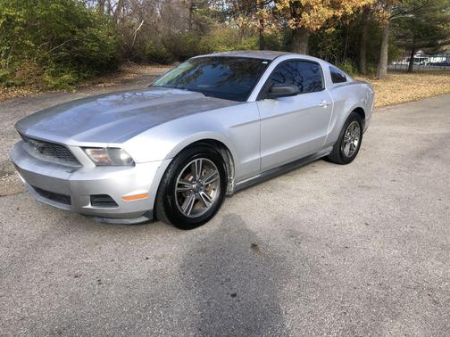 2011 Ford Mustang V6 Premium