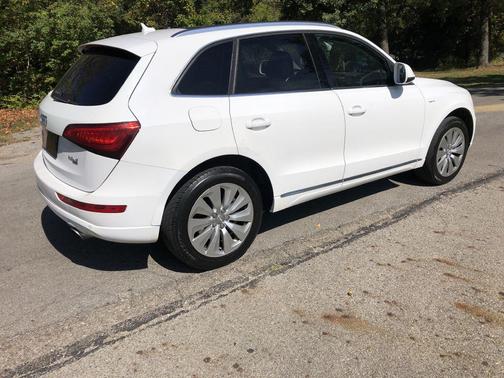 2013 Audi Q5 hybrid 2.0T Prestige