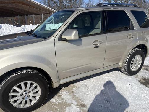 2010 Mercury Mariner Premier