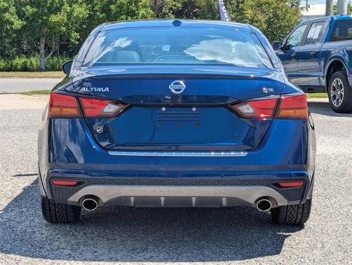 2020 Nissan Altima SR FWD