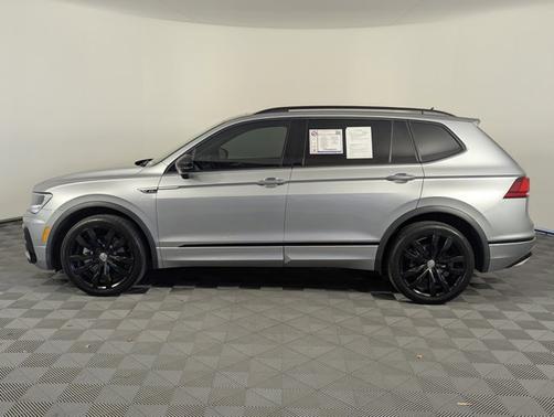 2021 Volkswagen Tiguan 2.0T SE R-Line Black