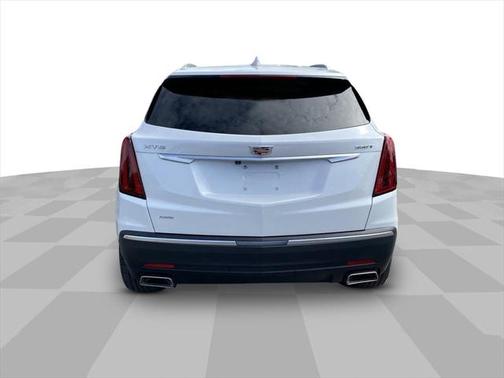 2024 Cadillac XT5 Luxury