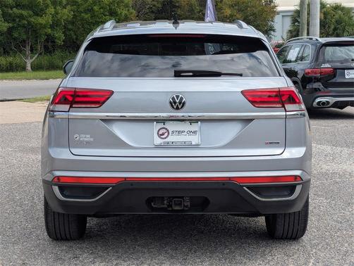 2022 Volkswagen Atlas Cross Sport 3.6L V6 SE w/Technology