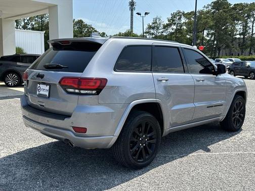 2021 Jeep Grand Cherokee Laredo