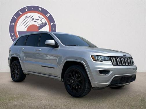 2021 Jeep Grand Cherokee Laredo