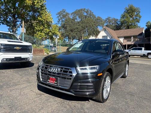 2018 Audi Q5 2.0T Premium Plus