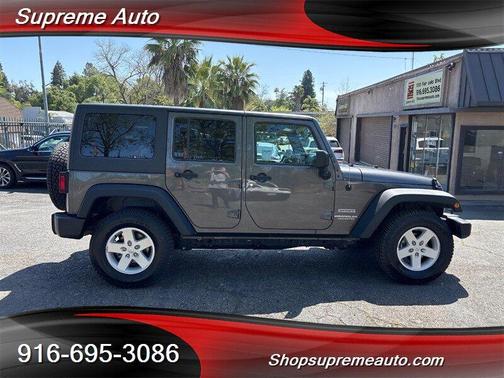 2017 Jeep Wrangler Unlimited Sport