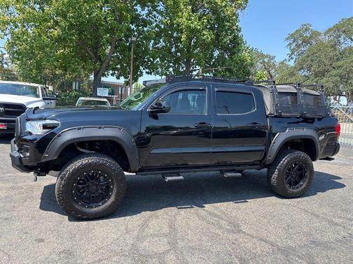 2019 Toyota Tacoma SR
