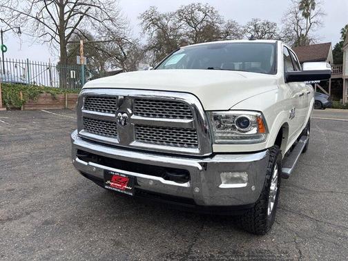 2016 RAM 2500 Laramie