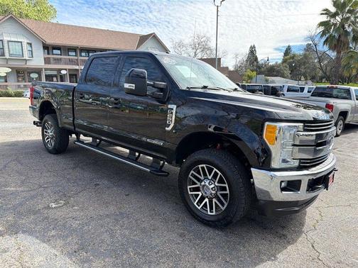 2017 Ford F-250 Lariat