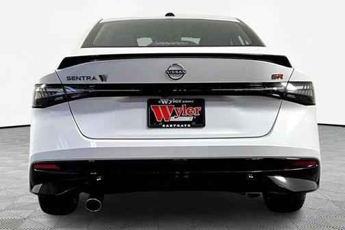 Aspen White Tricoat 2026 Nissan Sentra SR