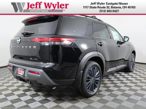 Super Black 2026 Nissan Pathfinder SL