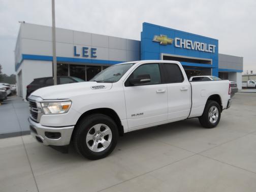 Bright White Clearcoat 2021 RAM 1500 Big Horn