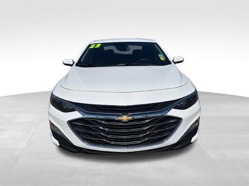 Summit White 2023 Chevrolet Malibu LT