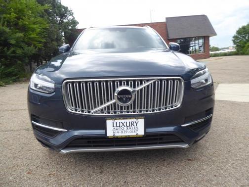 Photo 2 of 21 of 2019 Volvo XC90 T6 Inscription