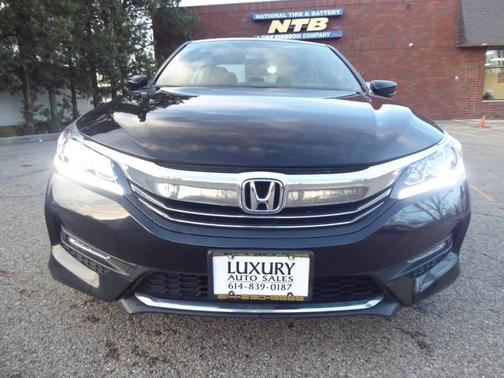 Photo 4 of 22 of 2016 Honda Accord Sport