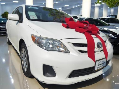 2011 Toyota Corolla LE