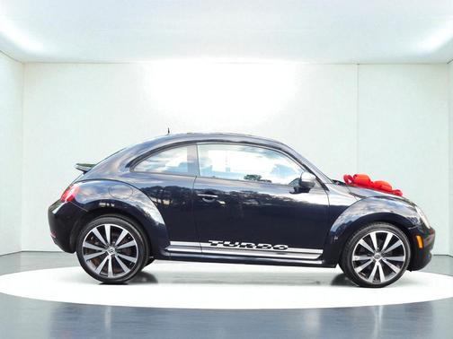 2012 Volkswagen Beetle 2.0T Turbo Launch Edition