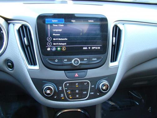 2019 Chevrolet Malibu LT for sale in Columbus, OH - image 14