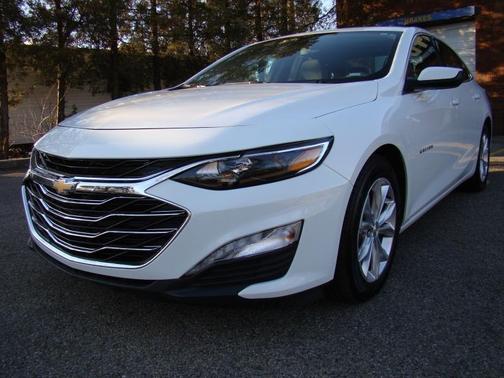 Photo 5 of 23 of 2019 Chevrolet Malibu LT