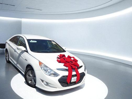 2015 Hyundai SONATA Hybrid Base