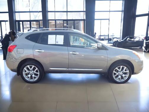 2012 Nissan Rogue S