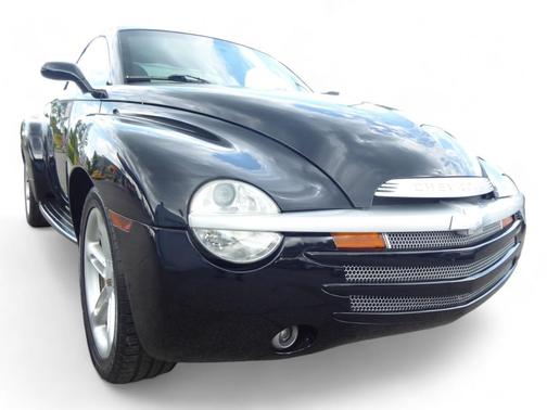 2004 Chevrolet SSR Reg Cab 116.0 WB