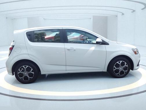 2018 Chevrolet Sonic LT