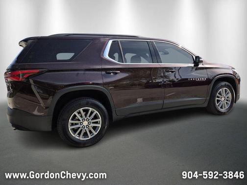 Black Cherry Metallic 2023 Chevrolet Traverse LT Cloth