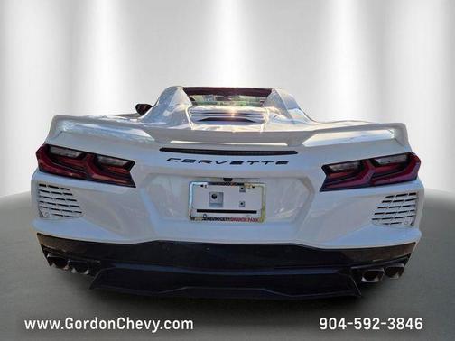 Arctic White 2021 Chevrolet Corvette Stingray w/3LT