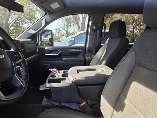 2025 Chevrolet Silverado 2500 LT