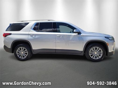 2022 Chevrolet Traverse LT Cloth
