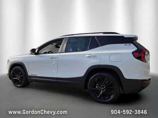 Summit White 2023 GMC Terrain SLE