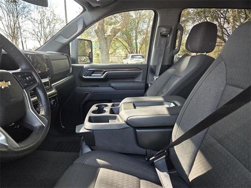 2025 Chevrolet Silverado 2500 LT