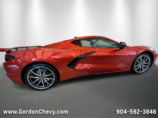 2026 Chevrolet Corvette Stingray w/2LT