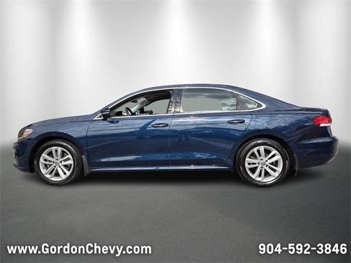 2020 Volkswagen Passat 2.0T SE