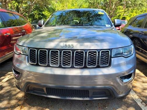 2019 Jeep Grand Cherokee Laredo E