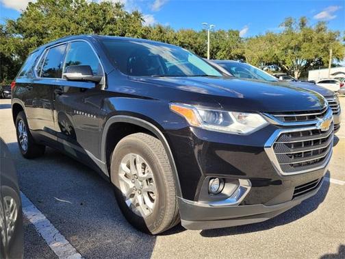 2021 Chevrolet Traverse LT Cloth