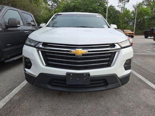 Summit White 2023 Chevrolet Traverse LT Leather