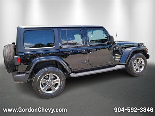 2022 Jeep Wrangler Unlimited Sahara