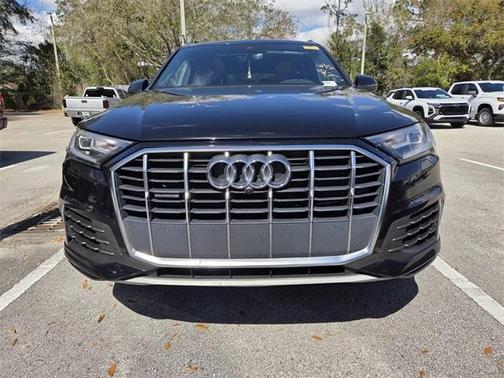 2021 Audi Q7 55 Premium Plus