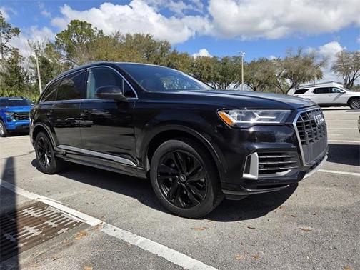 2021 Audi Q7 55 Premium Plus