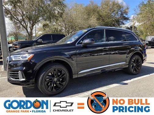2021 Audi Q7 55 Premium Plus