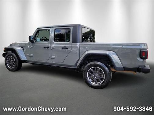 2023 Jeep Gladiator Overland