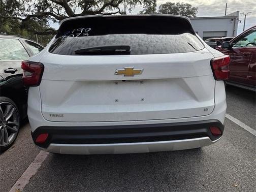 2025 Chevrolet Trax LT