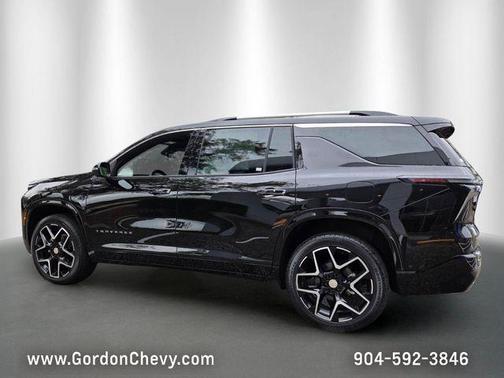 Mosaic Black Metallic 2026 Chevrolet Traverse High Country