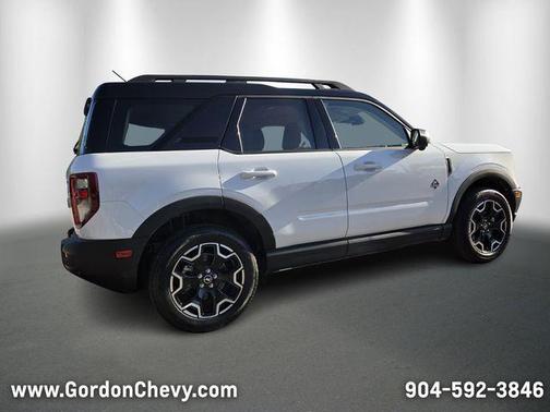 Oxford White 2025 Ford Bronco Sport Outer Banks